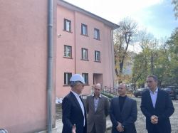 Служебният министър на енергетиката Росен Христов и кметът Николов инспектираха проекта за внедряване на 
ВЕИ чрез геотермална енергия в детска ясла №3