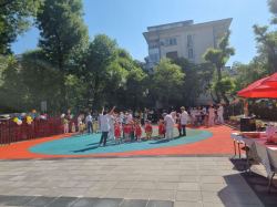 Първи детски празник на новоизградената площадка на Детска ясла №3 в ж.к. „Братя Миладинови”
